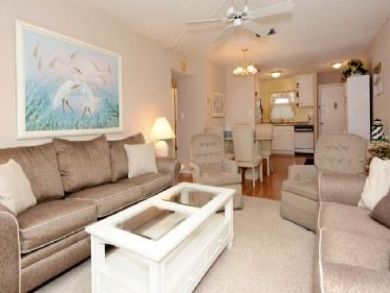 Just Steps to Siesta Keys World Class Beaches