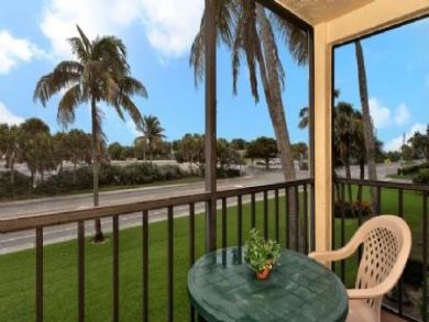 Just Steps to Siesta Keys World Class Beaches
