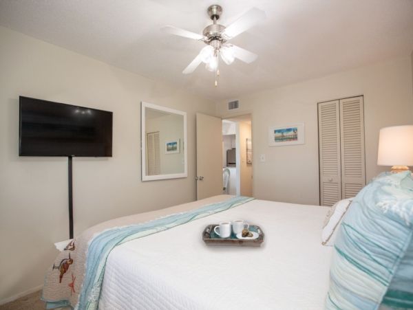 One Bedroom One Bathroom Value Accommodation Siesta Key