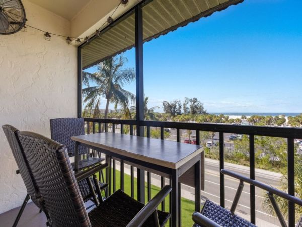 Siesta Key Beachfront Condo Rental - Florida Gulf Coast Vacation Rental