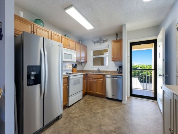 Siesta Key Beachfront Condo Rental - Florida Gulf Coast Vacation Rental