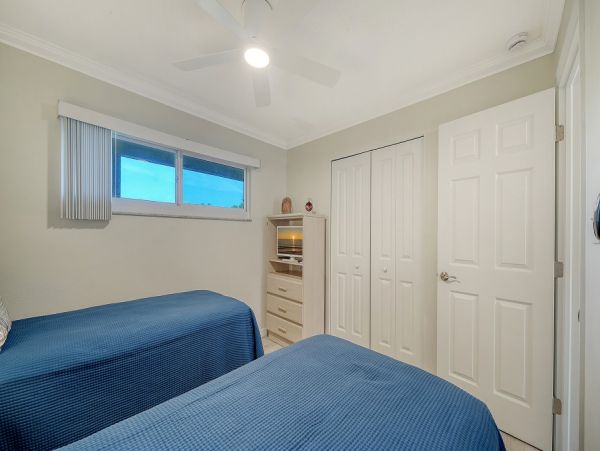 Ideal Two-Bedroom Condo Near Sieta Key Beach - Your Perfect Vacation Awaits