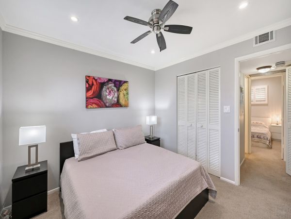 Siesta Key Beachfront Vacation Rental - Florida Gulf Coast Condo Near Siesta Village