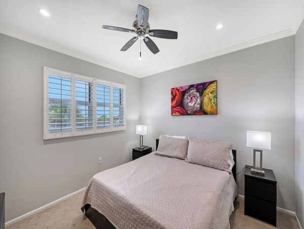 Siesta Key Beachfront Vacation Rental - Florida Gulf Coast Condo Near Siesta Village