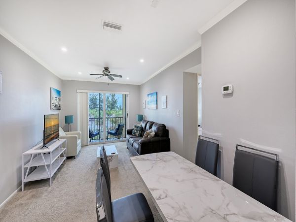 Siesta Key Beachfront Vacation Rental - Florida Gulf Coast Condo Near Siesta Village