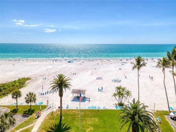 Lovely 2 Bedroom Condo in Siesta Key