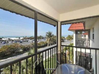 Siesta Key Vacation Condo Sleeps Six Guests. Siesta Key Vacation Condo Sleeps Six Guests.