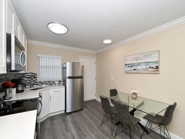Great Value Two Bedroom Siesta Key Condo Sleeps 6 Pool