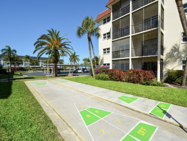 Great Value Two Bedroom Siesta Key Condo Sleeps 6 Pool