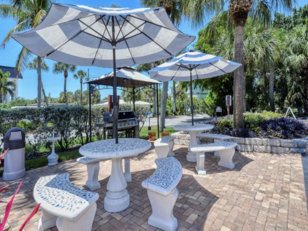 Great Value Two Bedroom Siesta Key Condo Sleeps 6 Pool