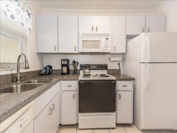 Siesta Key 2 Bedroom Vacation Condo Sleeps 5 Guests