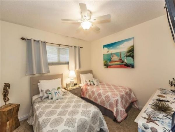 Siesta Key 2 Bedroom Vacation Condo Sleeps 5 Guests