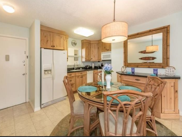 Modern Siesta Key Condo Steps from the Beach