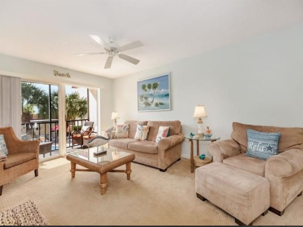 Modern Siesta Key Condo Steps from the Beach
