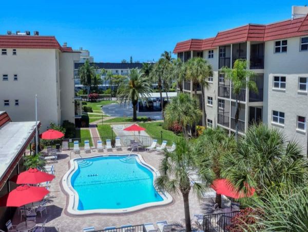 Two Bedroom Siesta Key Value Condo Sleeps 5 Guests