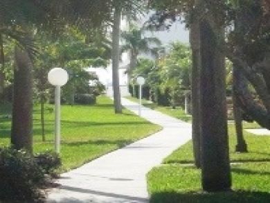 Siesta Key Vacation Rental Sleeps Six Guests