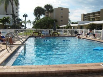 Siesta Key Vacation Rental Sleeps Six Guests