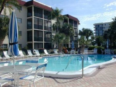 Poolside Sun Loungers