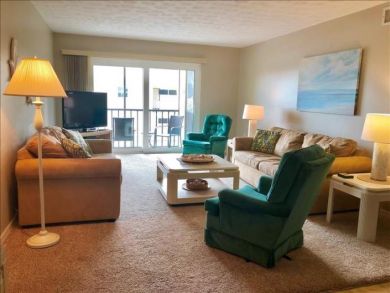 Value Priced Vacation Condo Across Street from Beach, Pool