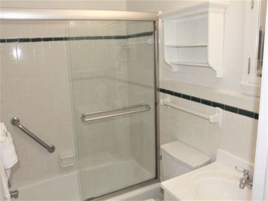 Cottage Style Efficaincy Value Great Beach Amenities