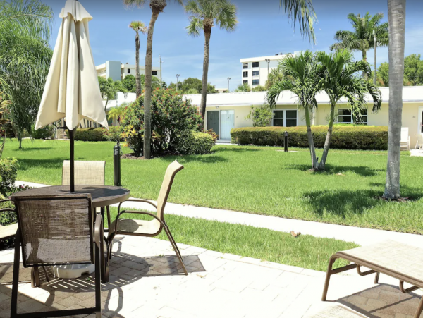 Charming Siesta Key Vacation Rental Right on the Beach