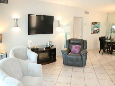 Siesta Key Beachfront Two Bedroom Vacation Condo Siesta Key Beachfront Two Bedroom Vacation Condo