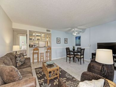 Charming 2 Bedroom Condo on the Bay Private Beach Access