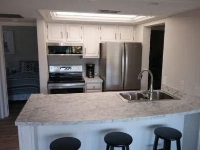 Siesta Key Vacation Rental- Walk to Beach