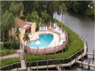 Canalside Pool