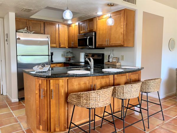 Siesta Key 2 Bedroom Vacation Condo Close to Beach