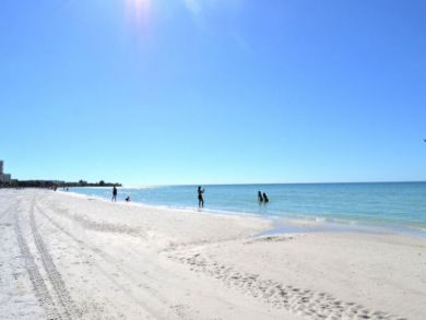 Siesta Key Vacation Rental - Value 1 Bedroom Condo