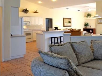 Vacation Rental Home 3 Bedrooms Stroll to Beach Villa Style Vacation Rental Home 3 Bedrooms Stroll to Beach Villa Style