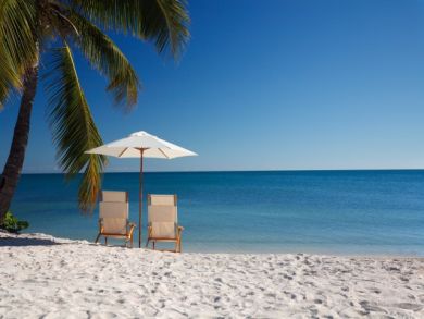 Vacation Rental Home 3 Bedrooms Stroll to Beach Villa Style Vacation Rental Home 3 Bedrooms Stroll to Beach Villa Style