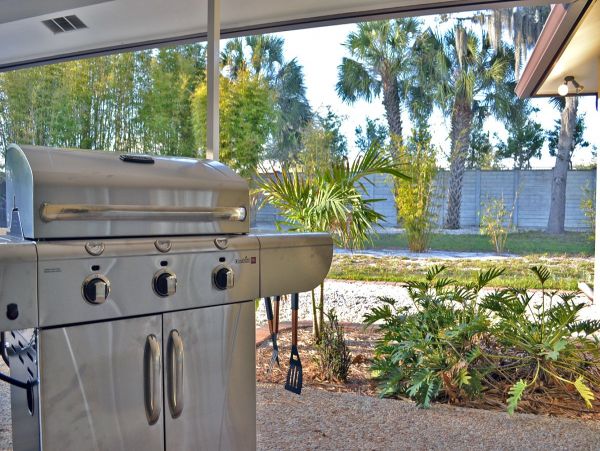 Sarasota Vacation Home With 3 Bedrooms Sleeps 8 Guests