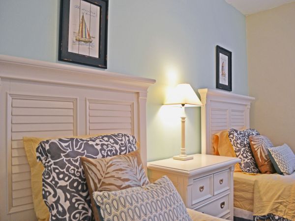 Siesta Key Two Bedroom Rental Short Walk to the Beach