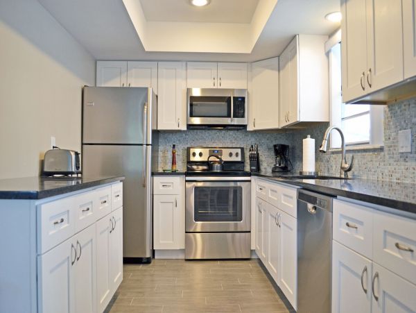 Siesta Key Two Bedroom Rental Short Walk to the Beach