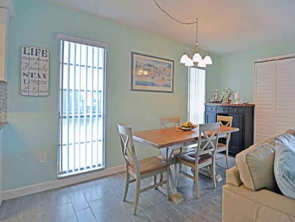 Siesta Key Two Bedroom Rental Short Walk to the Beach