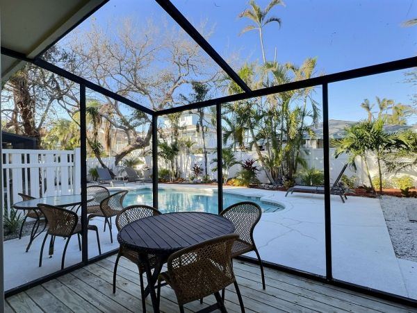 Lovely Siesta Key Rental One Bedroom  Vacation Condo
