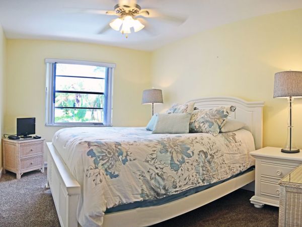 Siesta Key 2 Bedroom 2 Bathroom Vacation Rental  Sleeps 6