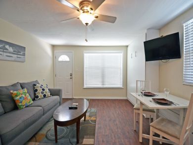 Beachside Unit Across the Street from Siesta Key Beach
