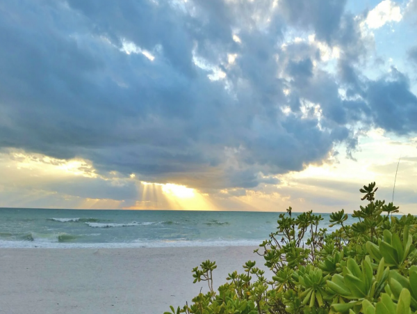 Anna Maria Island 2 Bedroom Rental Cottage- Steps to Beach