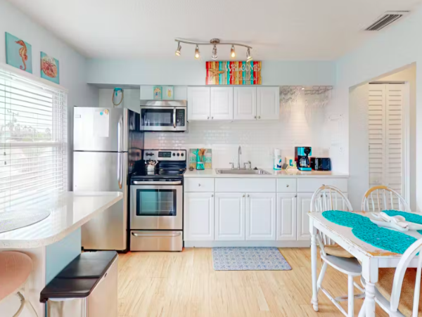 Charming Coastal Condo in Bradenton Beach: Steps from the Gulf & Historic Bridge Street