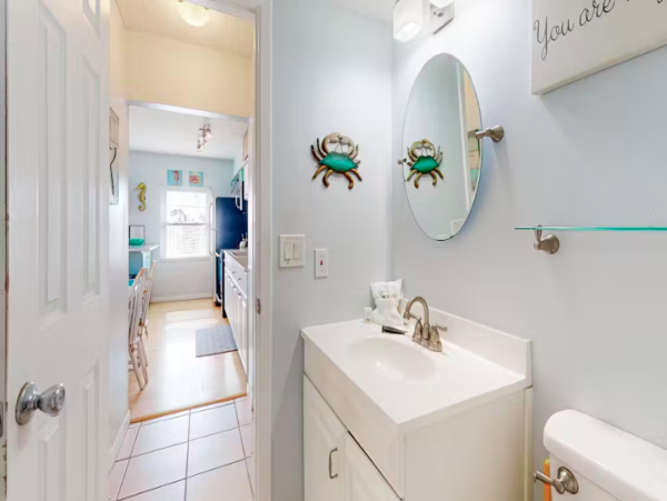 Charming Coastal Condo in Bradenton Beach: Steps from the Gulf & Historic Bridge Street