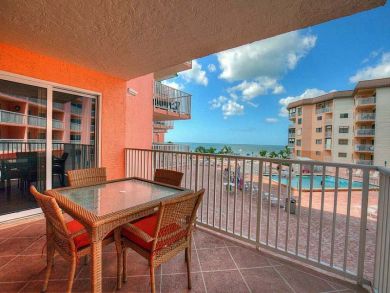 Indian Shores Beachfront Condo - Sleeps 6 Guests