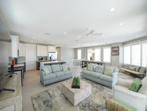 Magnificent Gulf Views New Interior Excellent Pool/Lounger Area