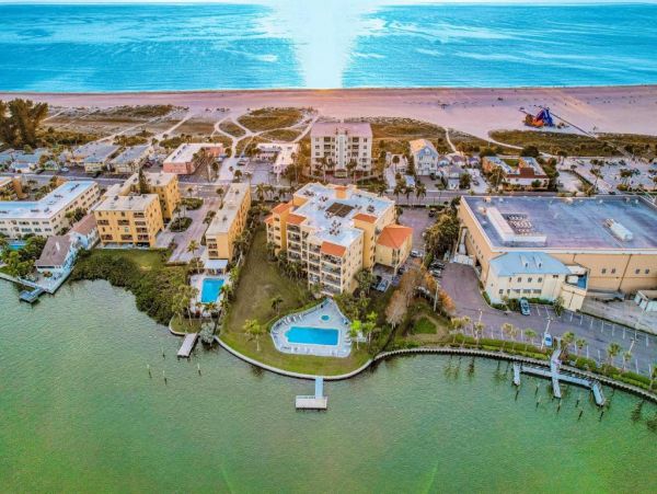 Treasure Island Condo Rental | Gulf View Vacation Condo in Treasure Island, Florida