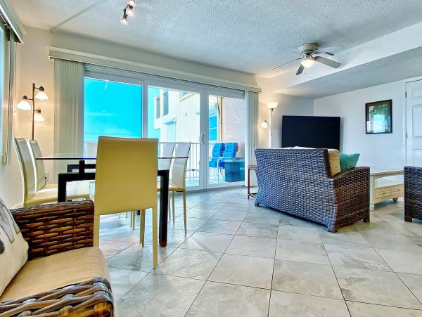 Gulf Front Indian Shores Vacation Condo Two Bedroom
