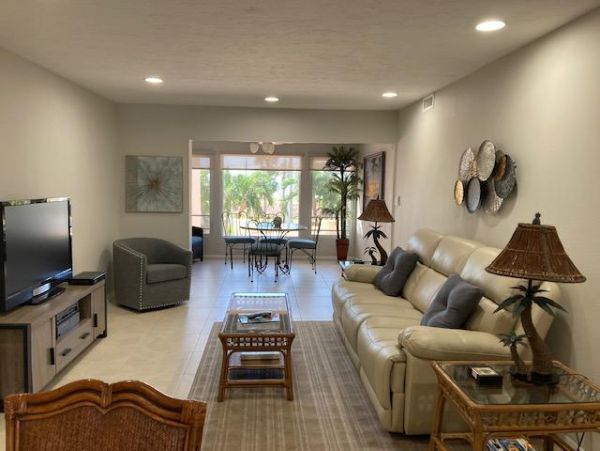 Siesta Key One Bedroom Oceanfront Condo