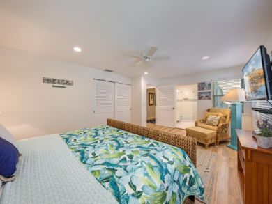 Rent One or Both Units 4 Min Walk to Siesta Key Beaches