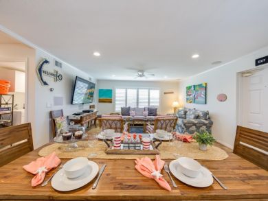 Living & Dining Area